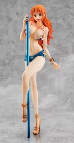 ワンピース　ナミ　フィギュア　海外製