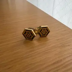 イヴサンローラン カフス 六角形 金黒のサムネイル