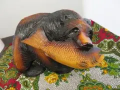 熊の置物　木彫