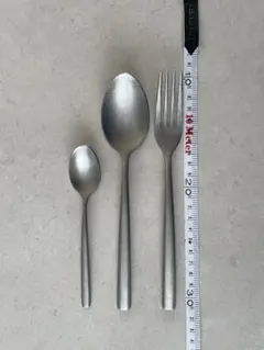 大特価！新品未使用】ALESSI カトラリー3点MU伊東豊雄デザイン - メルカリ