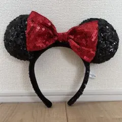 ディズニー　カチューシャ 黒と赤 スパンコール　ミニー