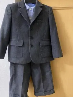 familiar フォーマルスーツ ダークグレー3点セット 100cm