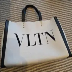 ※最終値下げ　VLTN ロゴ トートバッグ ヴァレンティノ Valentino 関税送料込- VALENTINO VLTN トートバッグ エコラボ ミディアム