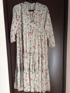 ZARA 花柄　ワンピースxs