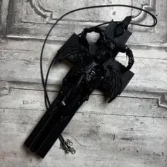 1点限定作品】悪魔の血を封印せし十字架オブジェ（ゴート） - メルカリ