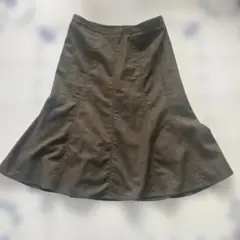 エトロ ETROのモスグリーンフレアスカート ひざ丈 ウール混合 サイズ40