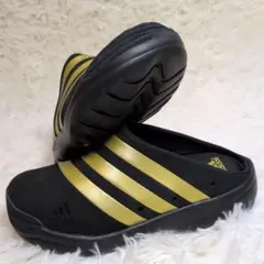 激レア adidas TOALO9 トアロ クロッグサンダル ブラック×ゴールドのサムネイル