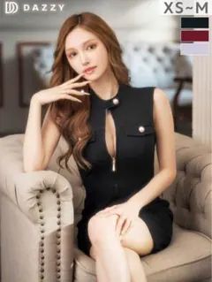 【DAZZY】ネックフロントジップパールビジューノースリーブタイトミニ丈ドレスS