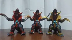 ウルトラマンソフビ　超コッヴ　3体