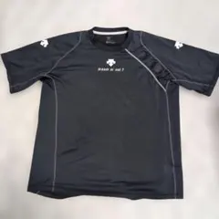 DESCENTE　デサント　Tシャツ　トレーニングシャツ　ブラック　Oサイズ