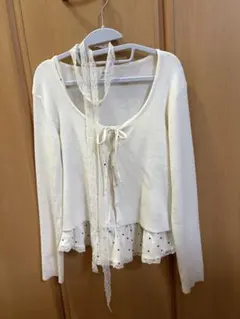 JUZI HOUSE ドットトップスのサムネイル