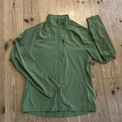 ランニング　フルジップジャケット　adidas