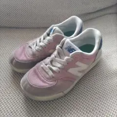 New Balance スニーカー ピンク/ホワイト/ブルー 18cm