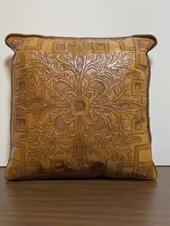 レザー 本革 カービング加工 クッション インテリア 編み込み