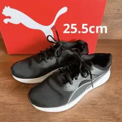 PUMA スニーカー　25.5cm