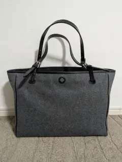 ♡Tory Burch♡トリーバーチ　ロゴトートバッグ　フェルト