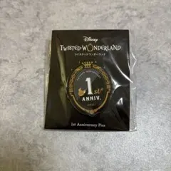 ディズニー ツイステッドワンダーランド 1周年記念ピンバッジ