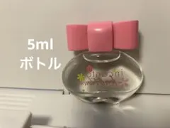 サルヴァトーレ フェラガモ　インカント ラブリーフラワー