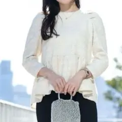 【お値下げ】ツイードペプラム8分袖ブラウス