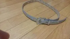 ストーン装飾付きシルバーベルト