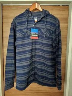 patagonia フーデッドフィヨルドフランネルシャツ　M