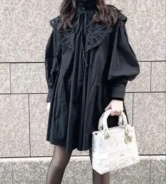 snidel エンブロイダリーカラーミニワンピース