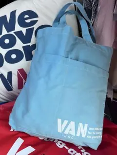 Item thumbnail for item a793b2bd-86ac-4245-a30a-e9cfd449b420