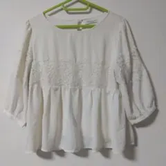 earth music＆ecology ブラウス レース付き オフホワイト