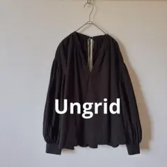 Ungrid（アングリッド）バックオープンボリュームブラウス　ブラックのサムネイル