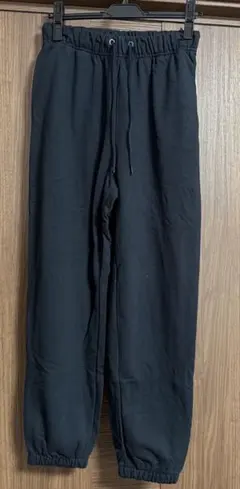 Item thumbnail for item b1ba21cc-aa16-4353-b454-18792d35eca4