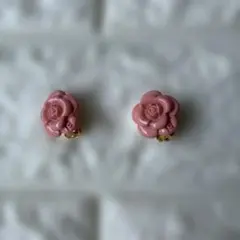 美品　クレイサス♡カメリアイヤリング【美品】ピンクのサムネイル