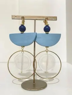 青い木製フープイヤリング