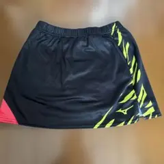 Mizuno テニススカート M 黒/黄色/赤