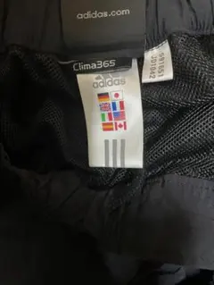 adidas clima365 ナイロンパンツ 黒刺繍ロゴ&ブラックサイドライン