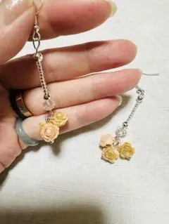 ※アイボリー薔薇パーツ ピアス※