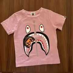 美品⭐️BAPE KIDS シャークTシャツ ピンク 正規品のサムネイル