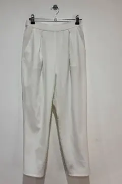 ホワイトパンツ ウエストゴムM アパートバイローリーズ　A part by