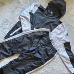 adidas バイカラー セットアップ