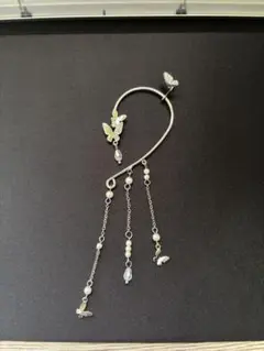 蝶モチーフ イヤーカフ・イヤーフック