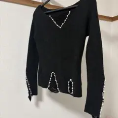 パール付き ニット 薄手ニット ブラック 肌見せ