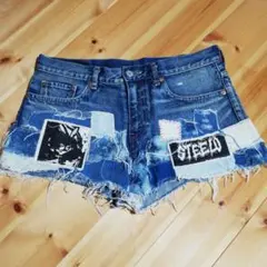ハードダメージデニムショートパンツのサムネイル
