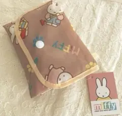 Item thumbnail for item 7f4c5f91-0b95-46af-915b-ee69e8aa7436