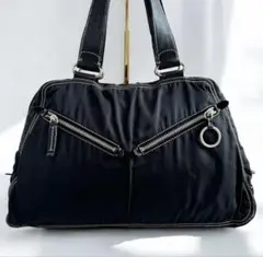 ブラック ショルダーバッグ