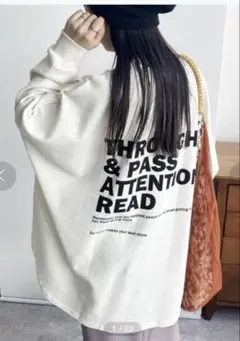 明日まで値下げreca 前後ロゴゆったりスウェット