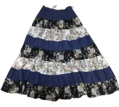 【美品】♧HARMONICA ♧ティアードフレアスカート ネイビー系 花柄 Fのサムネイル