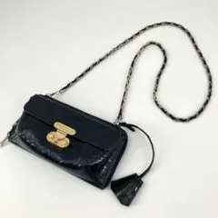 エーディーエムジェイ チェーンウォレット ショルダーバッグ クロコ型押し 紺