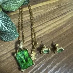 AGATA アガタ ネックレス ピアス 3点セットのサムネイル