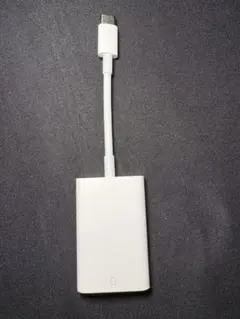 Apple純正 USB-C SDカードリーダー