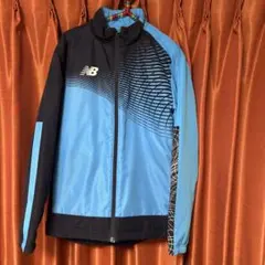 new balance アウター