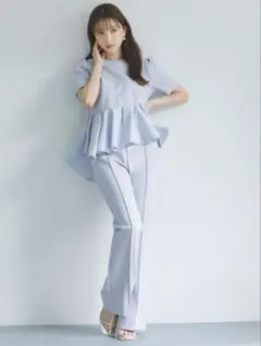スナイデル　ペプラムカットソーピンタックカットパンツセットアップ